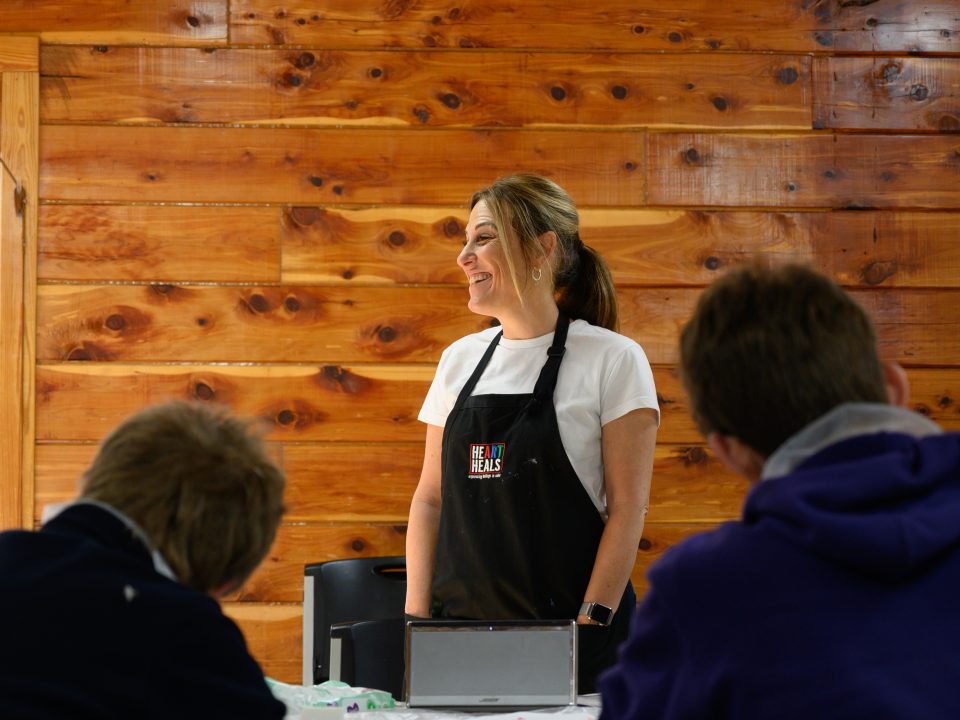 Jennifer Mathews teaching therapeutic art